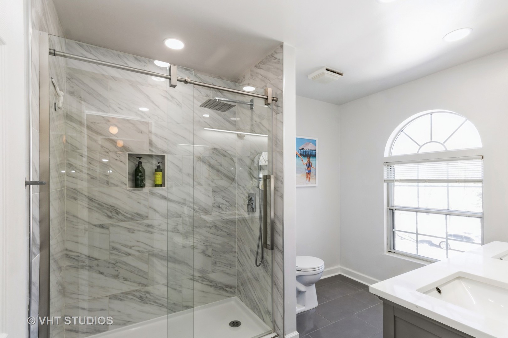 1004 Bentley Lane Unit: 2