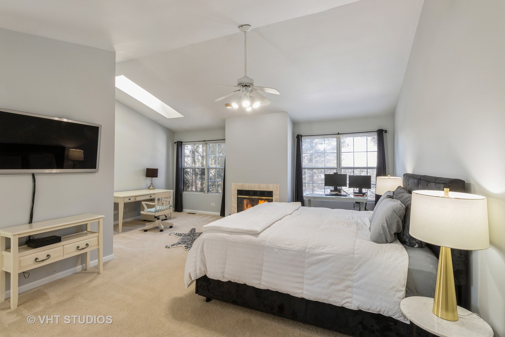 1004 Bentley Lane Unit: 2