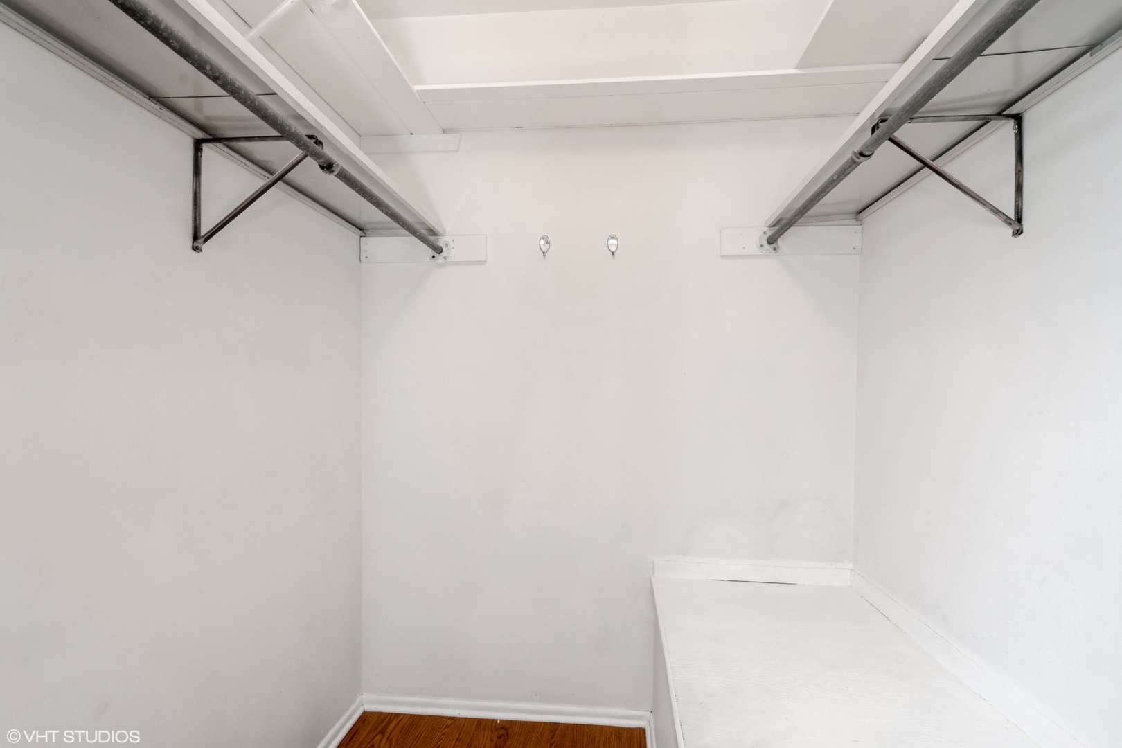 1402 S Glen Circle Unit: B