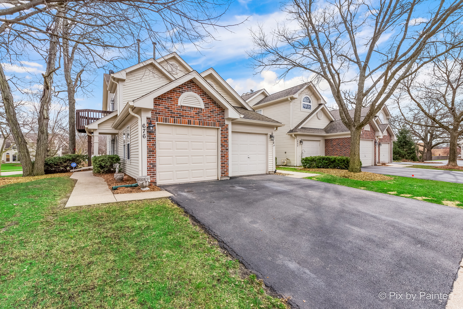 676 Shady Oaks Court