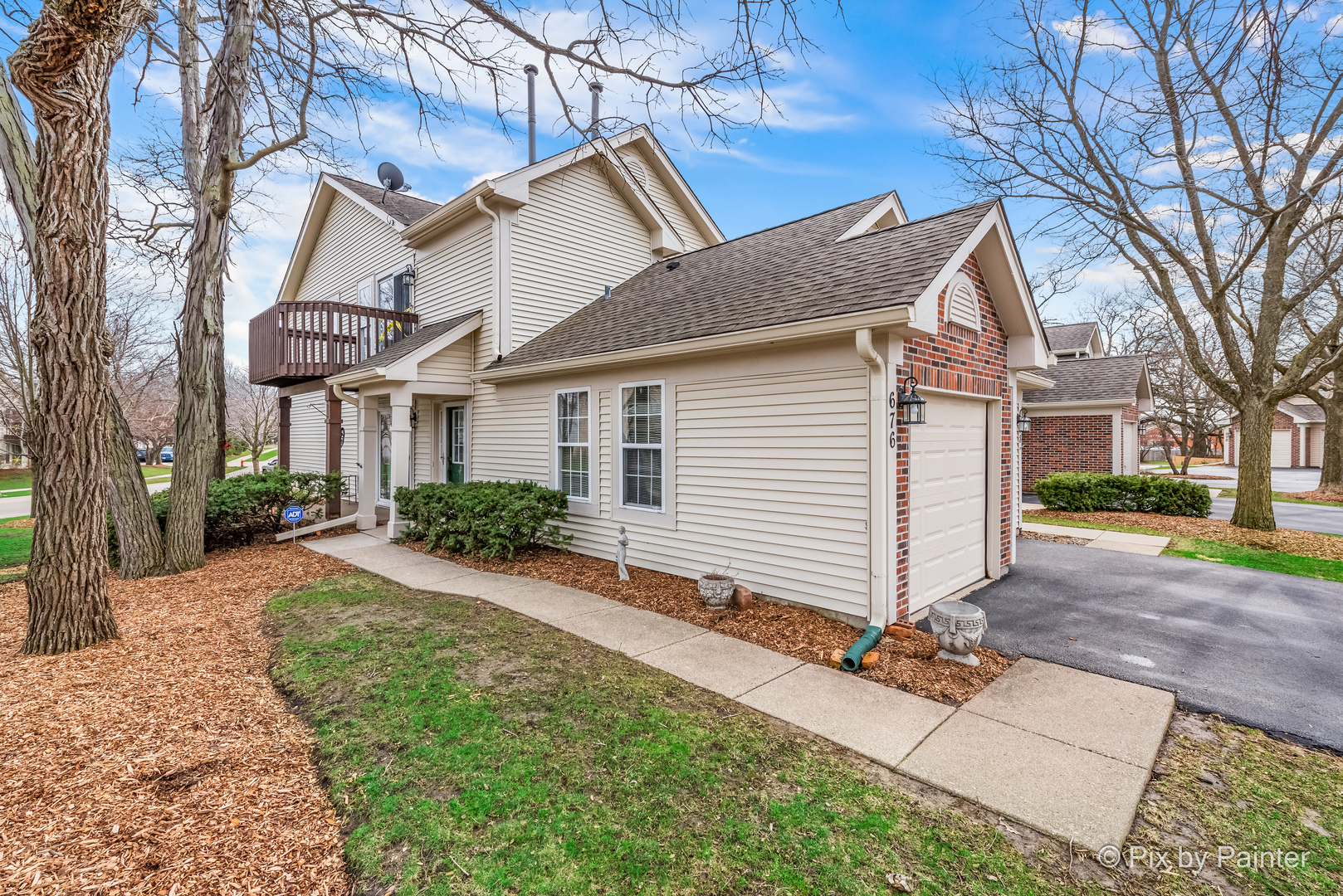 676 Shady Oaks Court