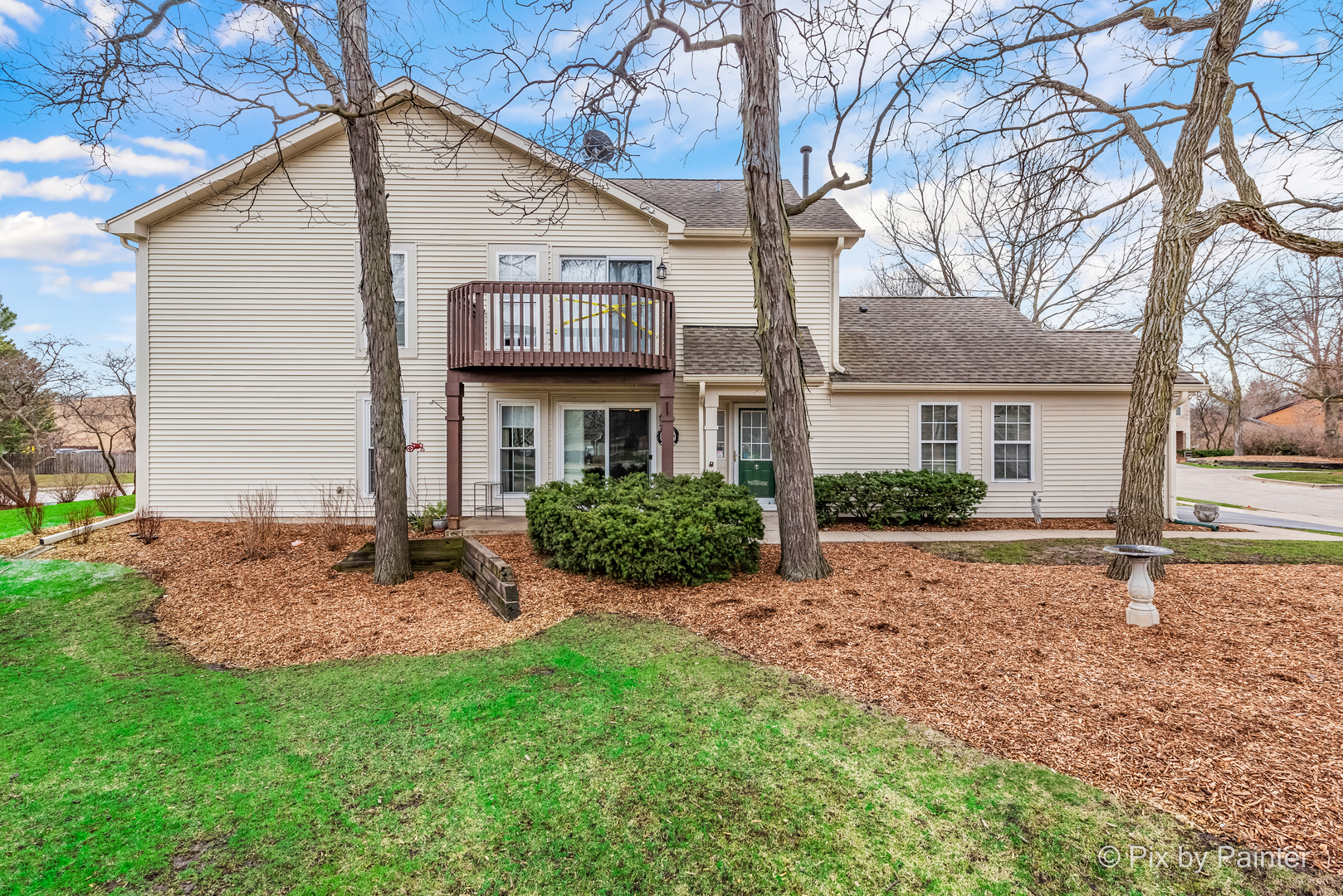 676 Shady Oaks Court