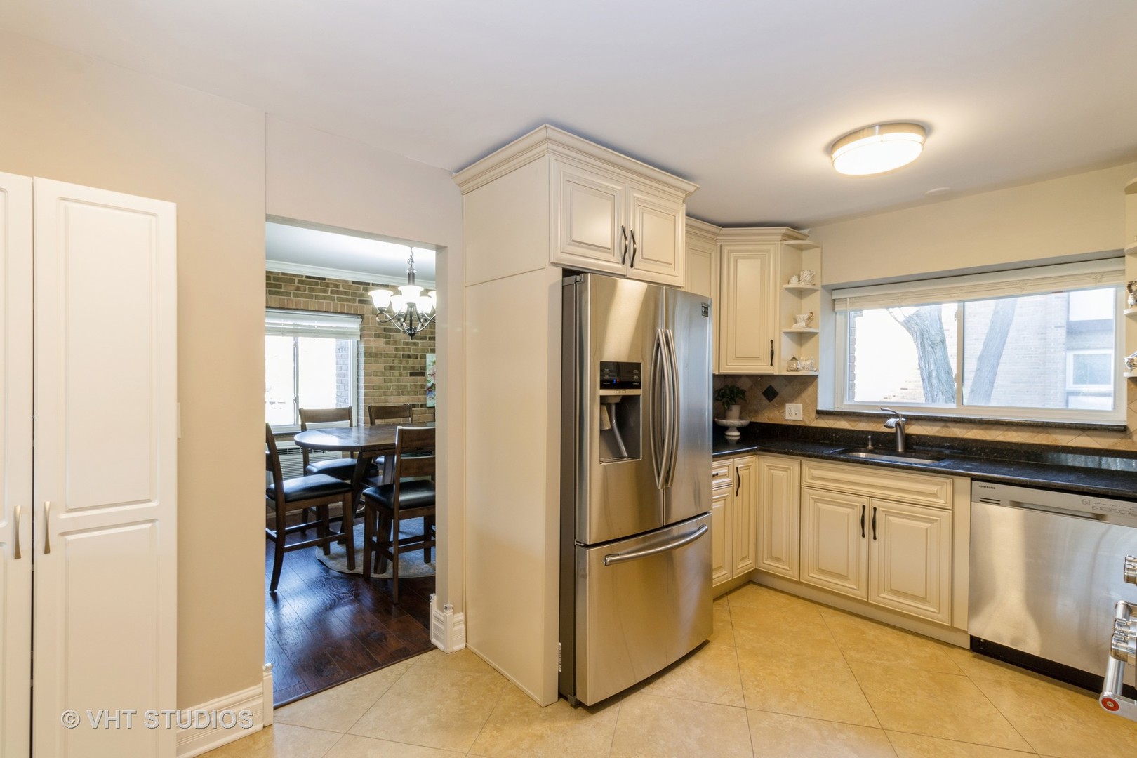 320 Claymoor Unit: 1E