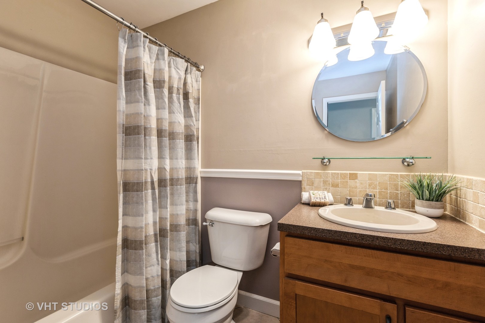 1100 Stratford Court Unit: B