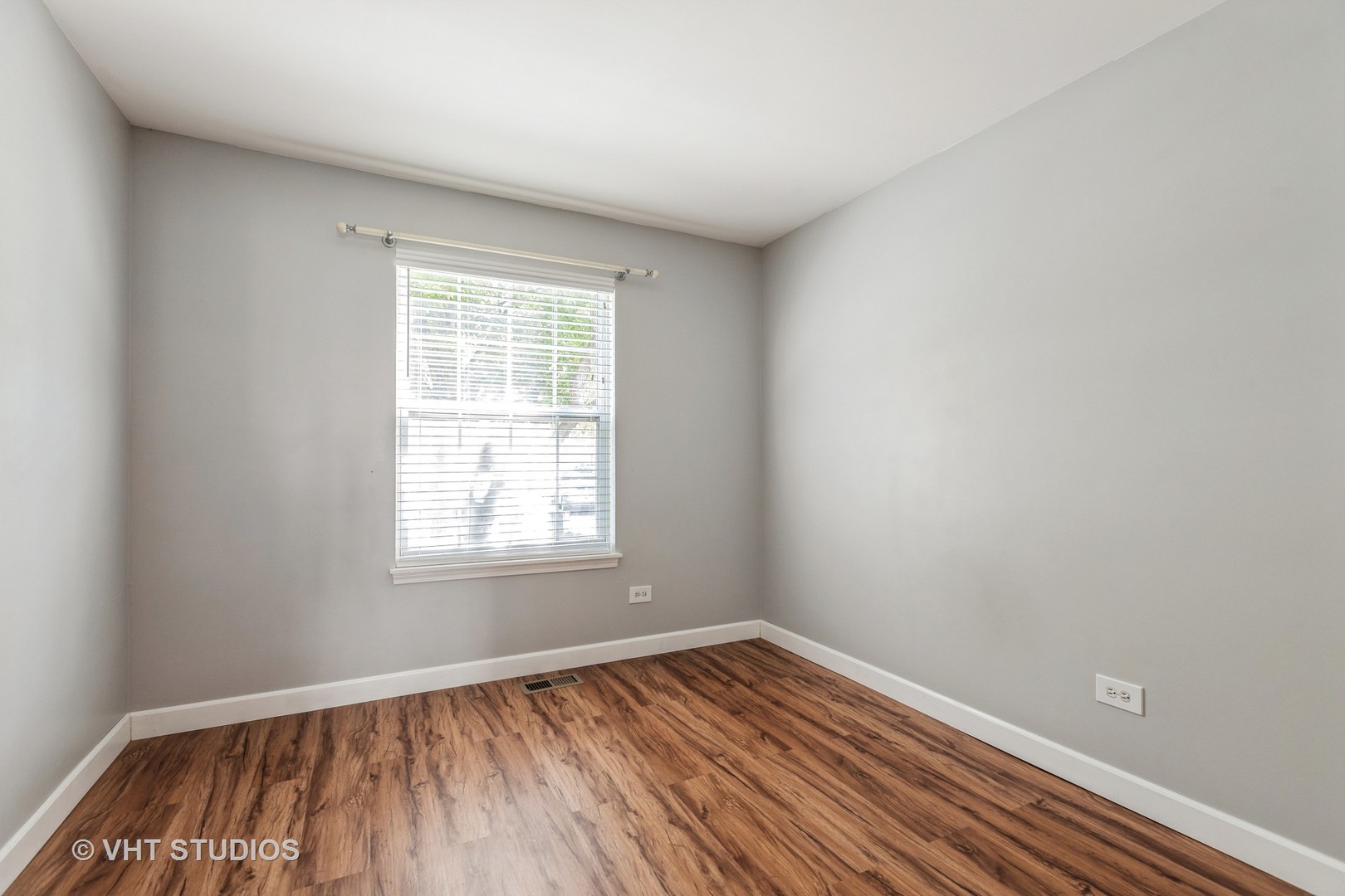 1100 Stratford Court Unit: B