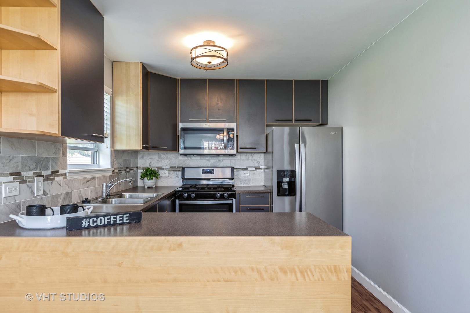 1100 Stratford Court Unit: B