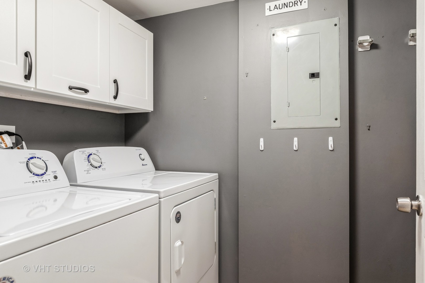 1100 Stratford Court Unit: B