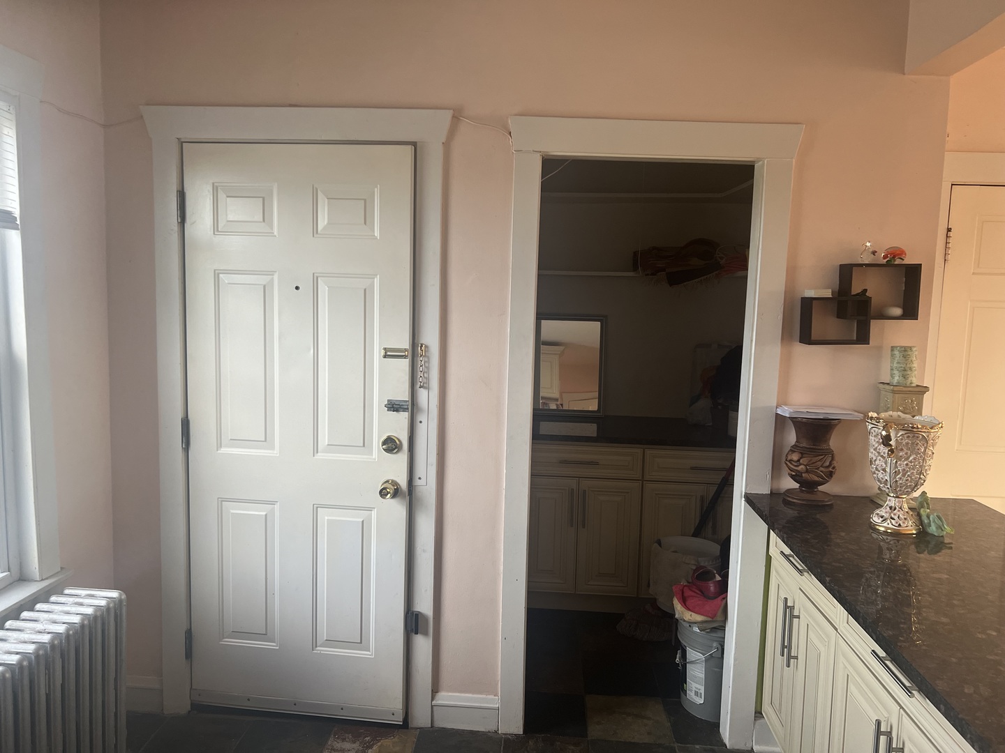 5510 W BARRY Avenue Unit: 2