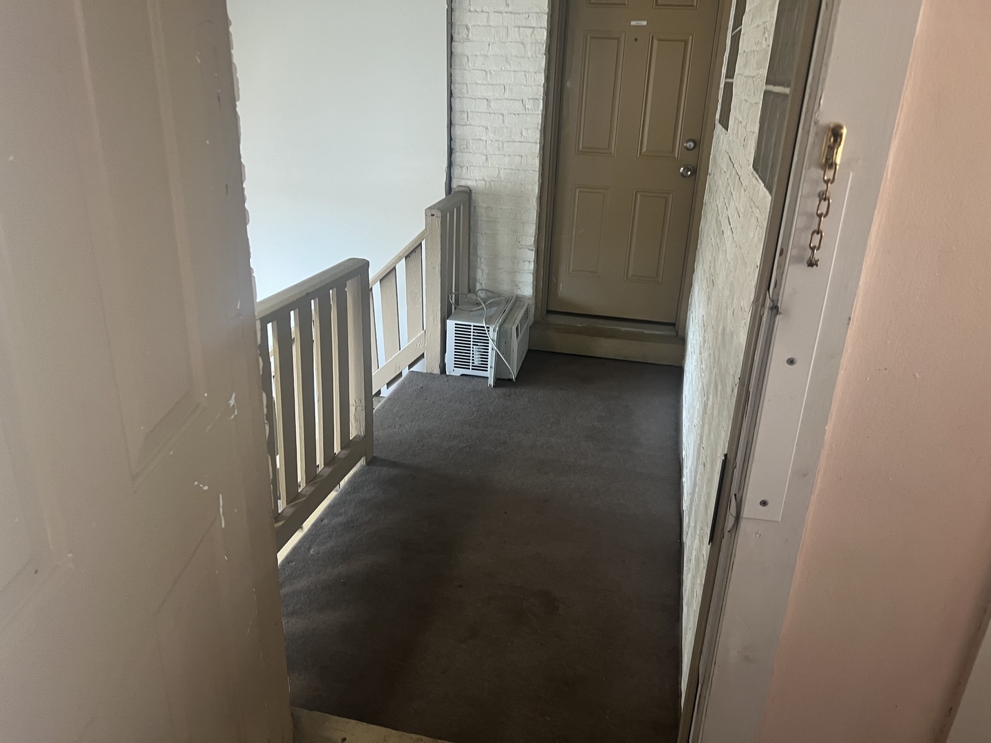 5510 W BARRY Avenue Unit: 2