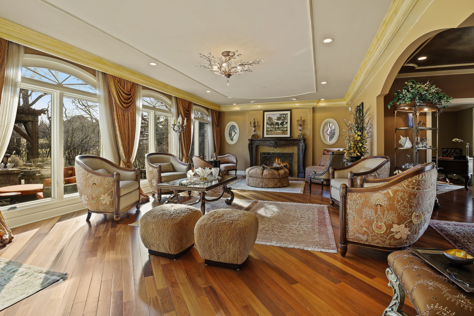 6447 Manor Drive