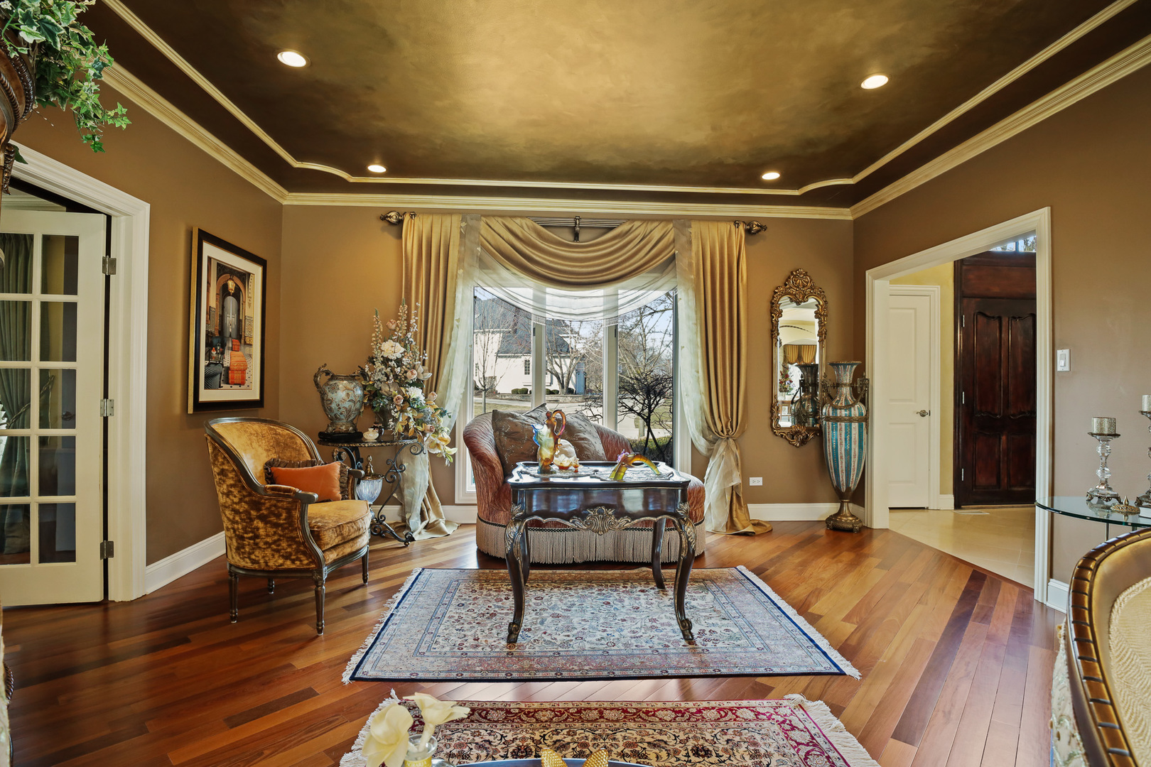 6447 Manor Drive