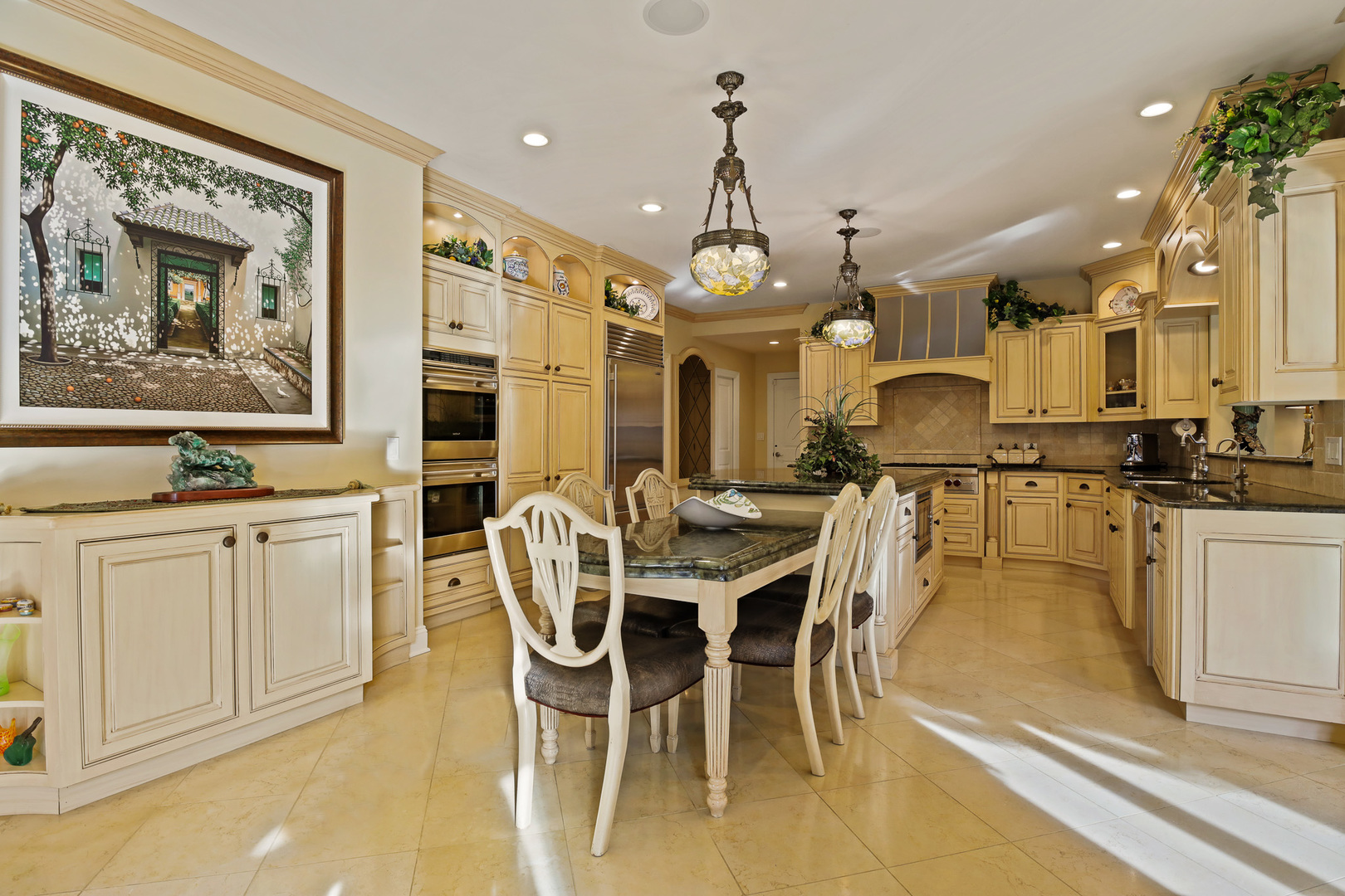 6447 Manor Drive