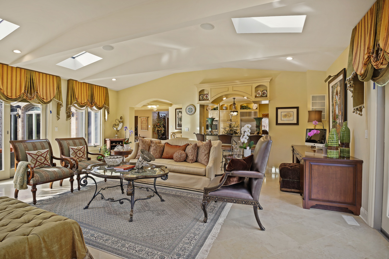 6447 Manor Drive
