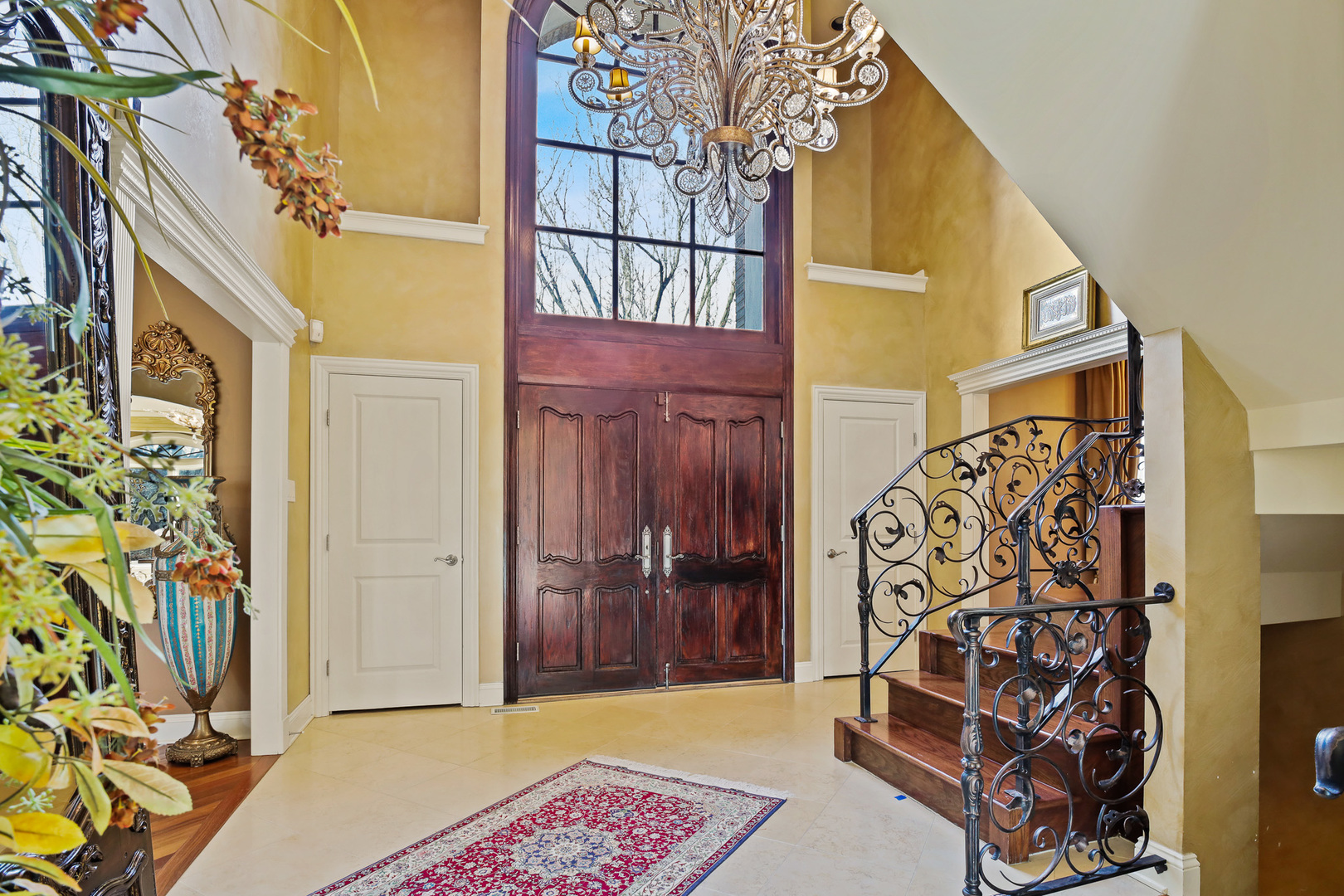 6447 Manor Drive