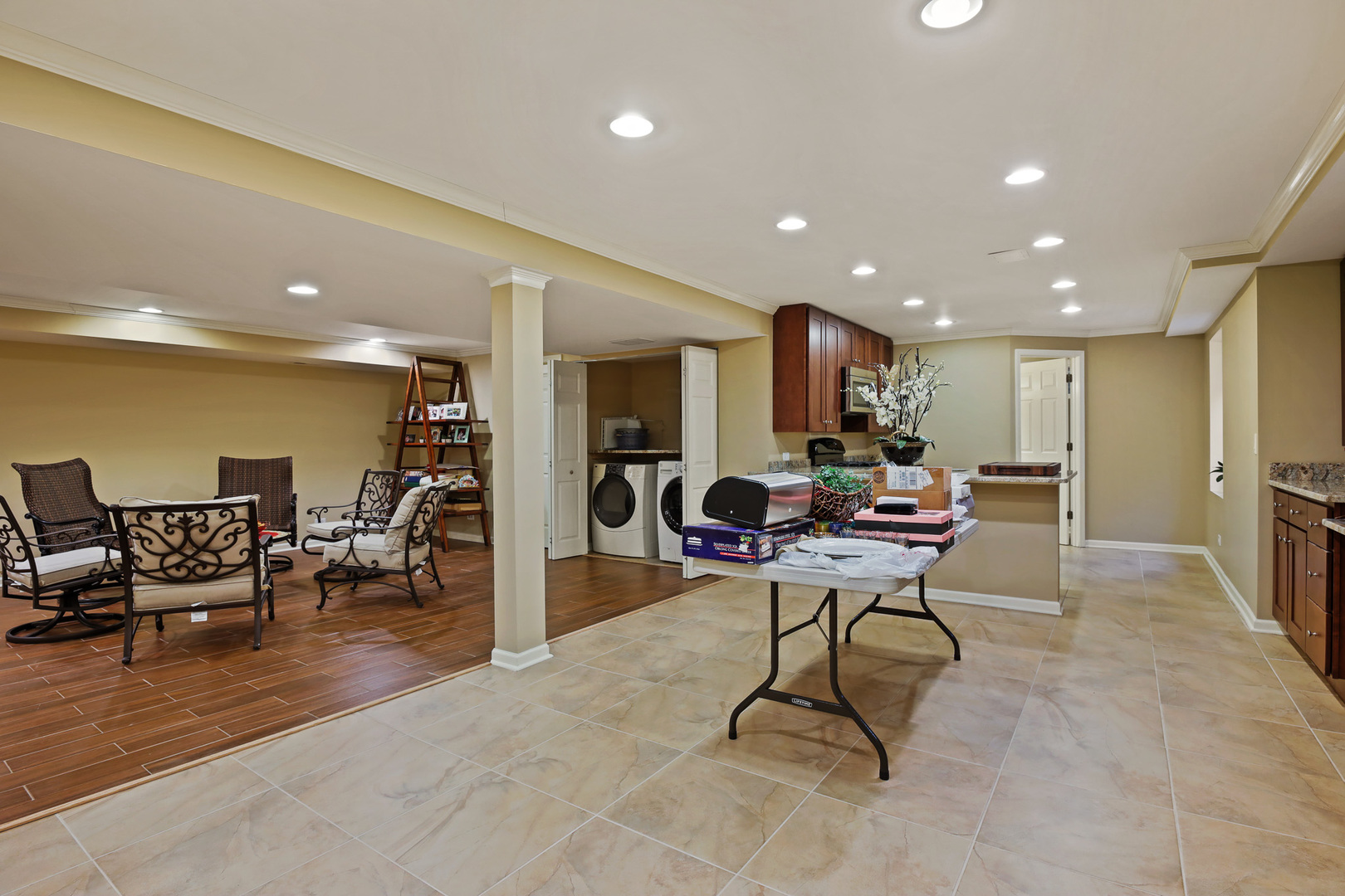 6447 Manor Drive