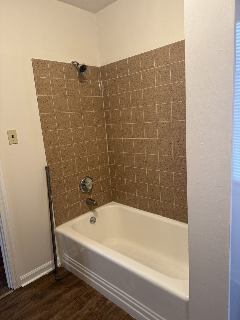 215 N 5th Avenue Unit: 215