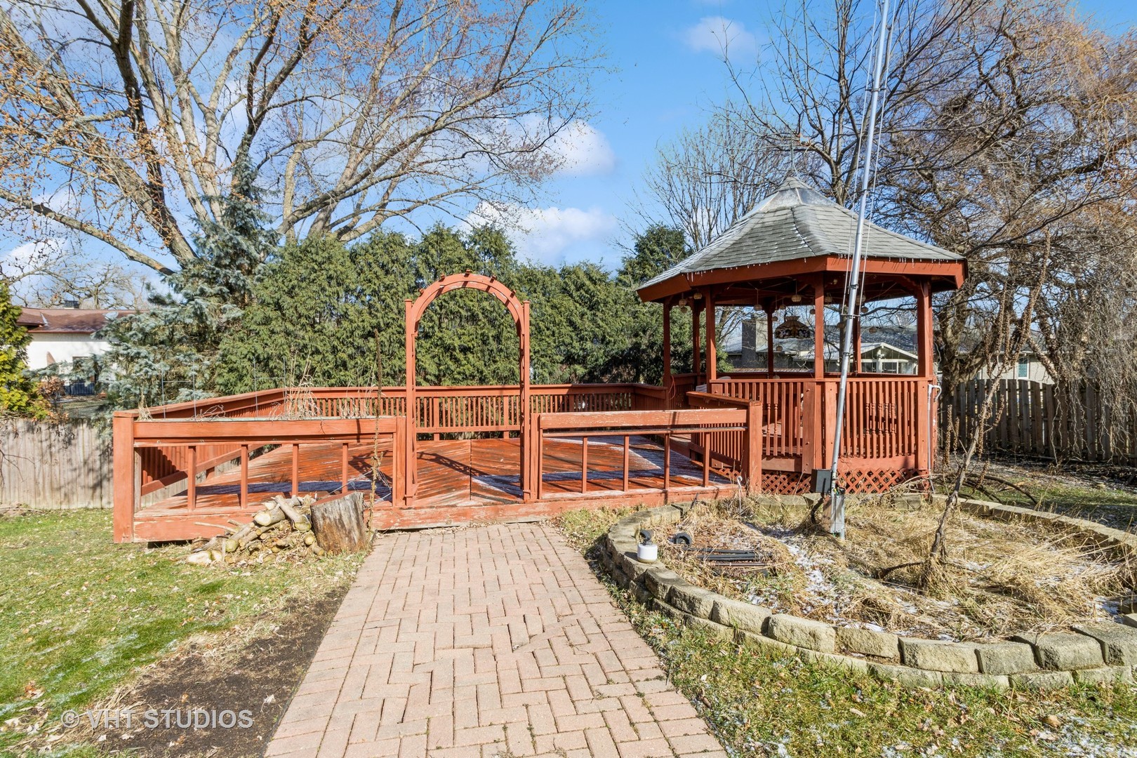 211 Brookside Drive