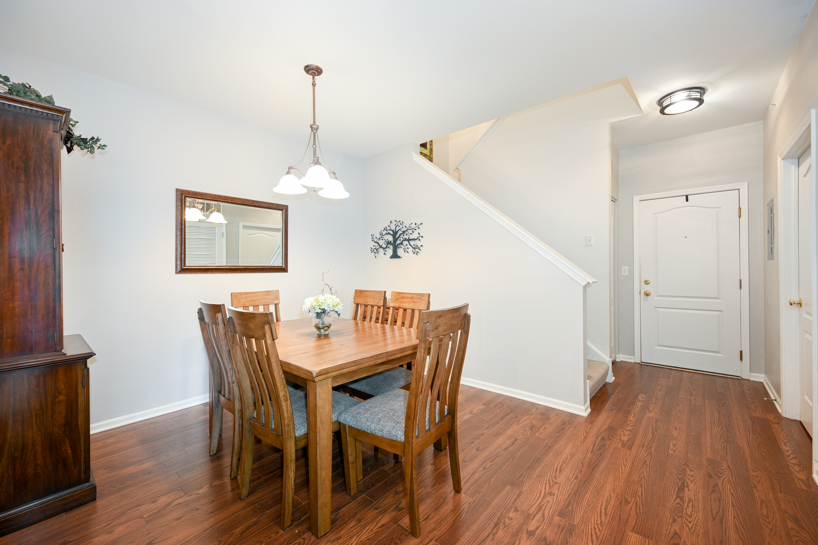 1267 W Lake Street Unit: 303