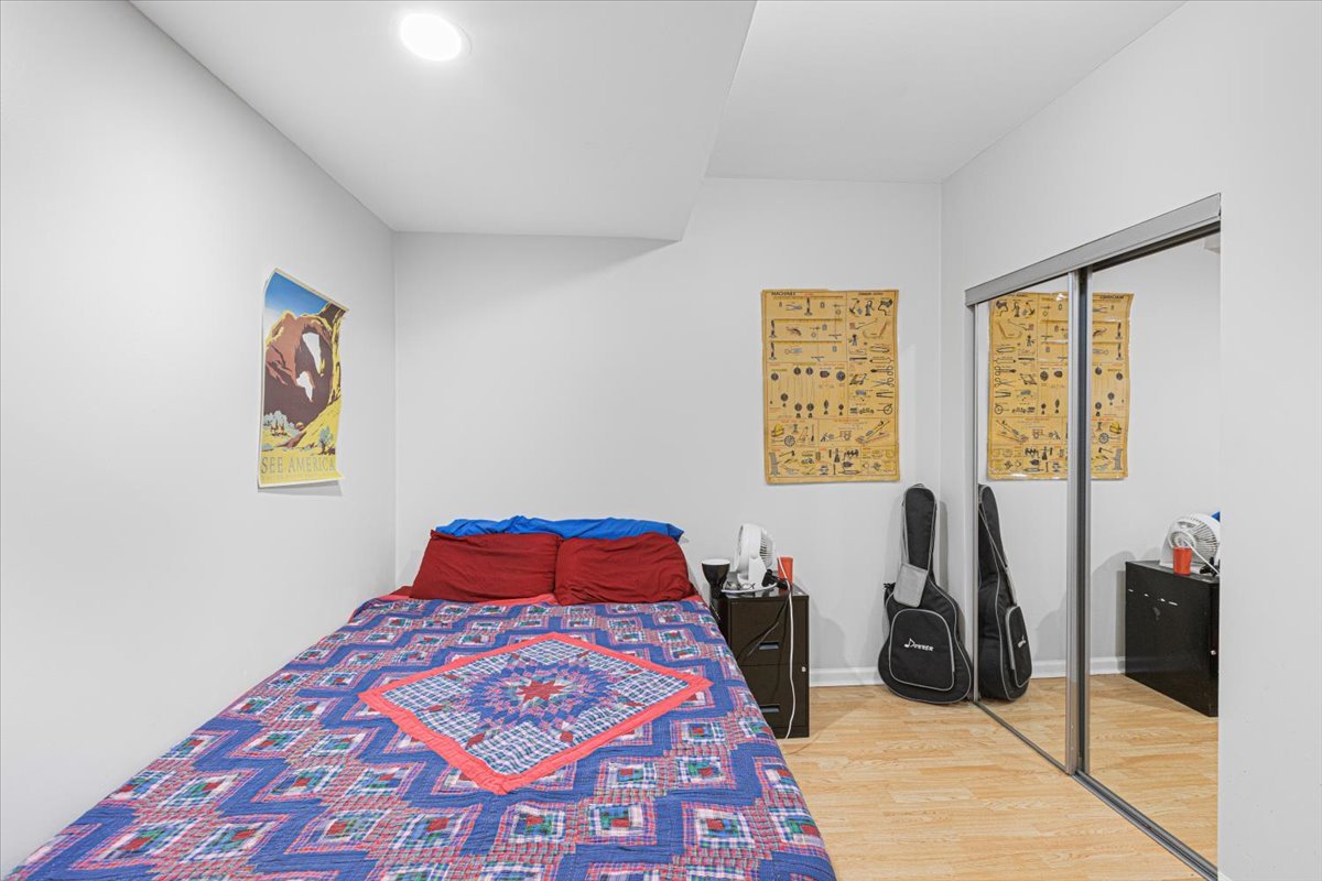 3851 W Ainslie Street Unit: G