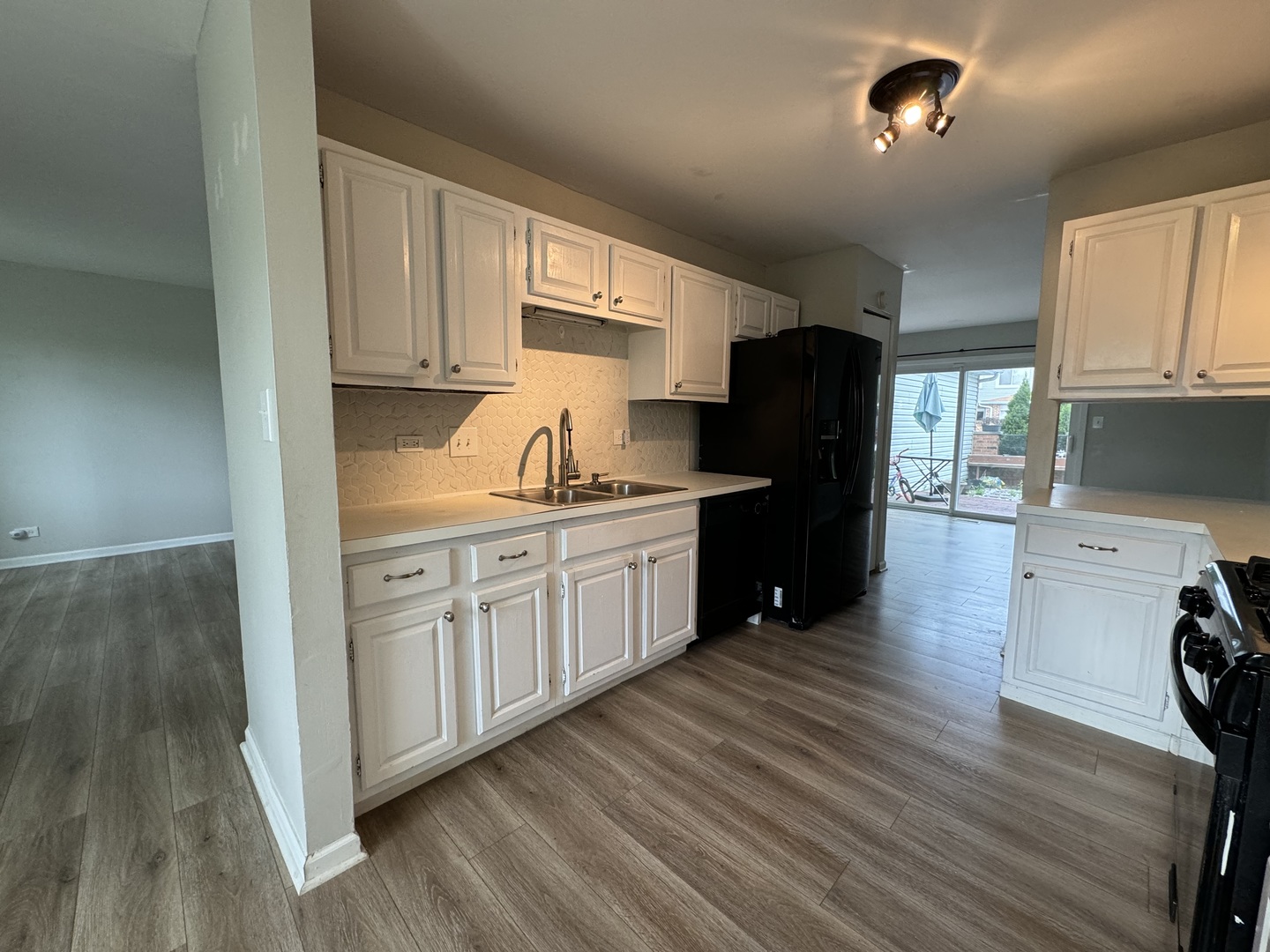 1678 Islandview Court Unit: 7