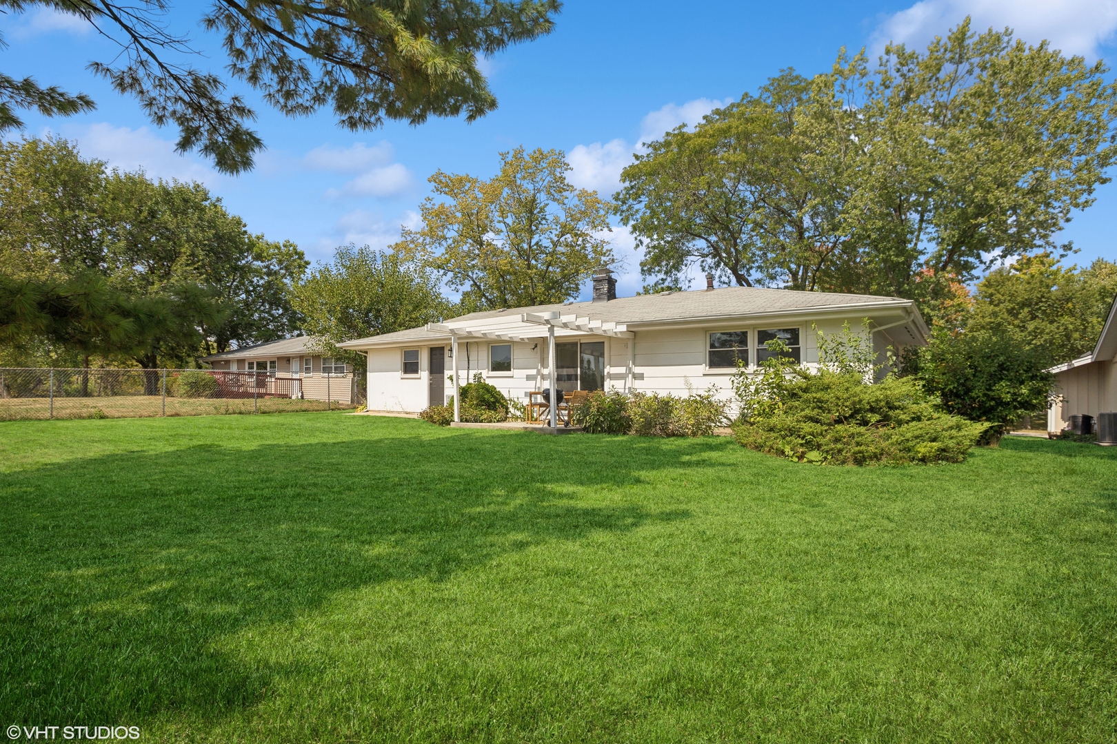 1813 Syracuse Lane