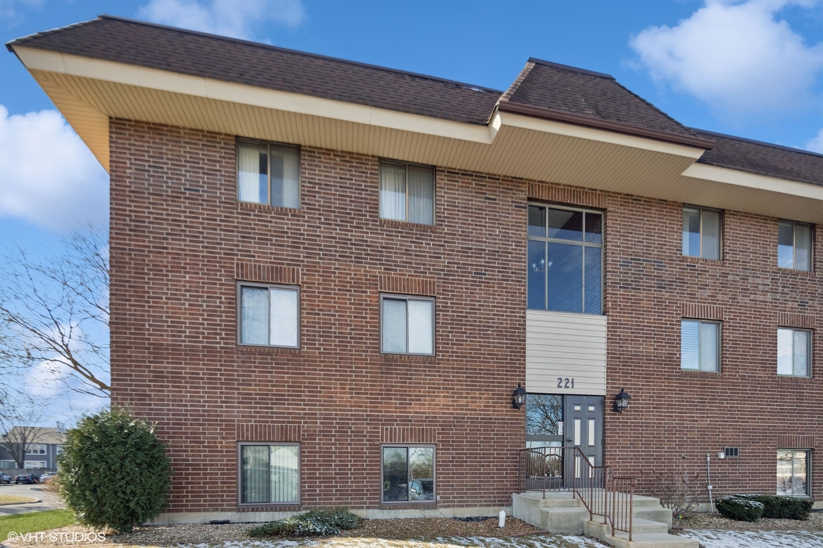 221 E Janata Boulevard Unit: 3B