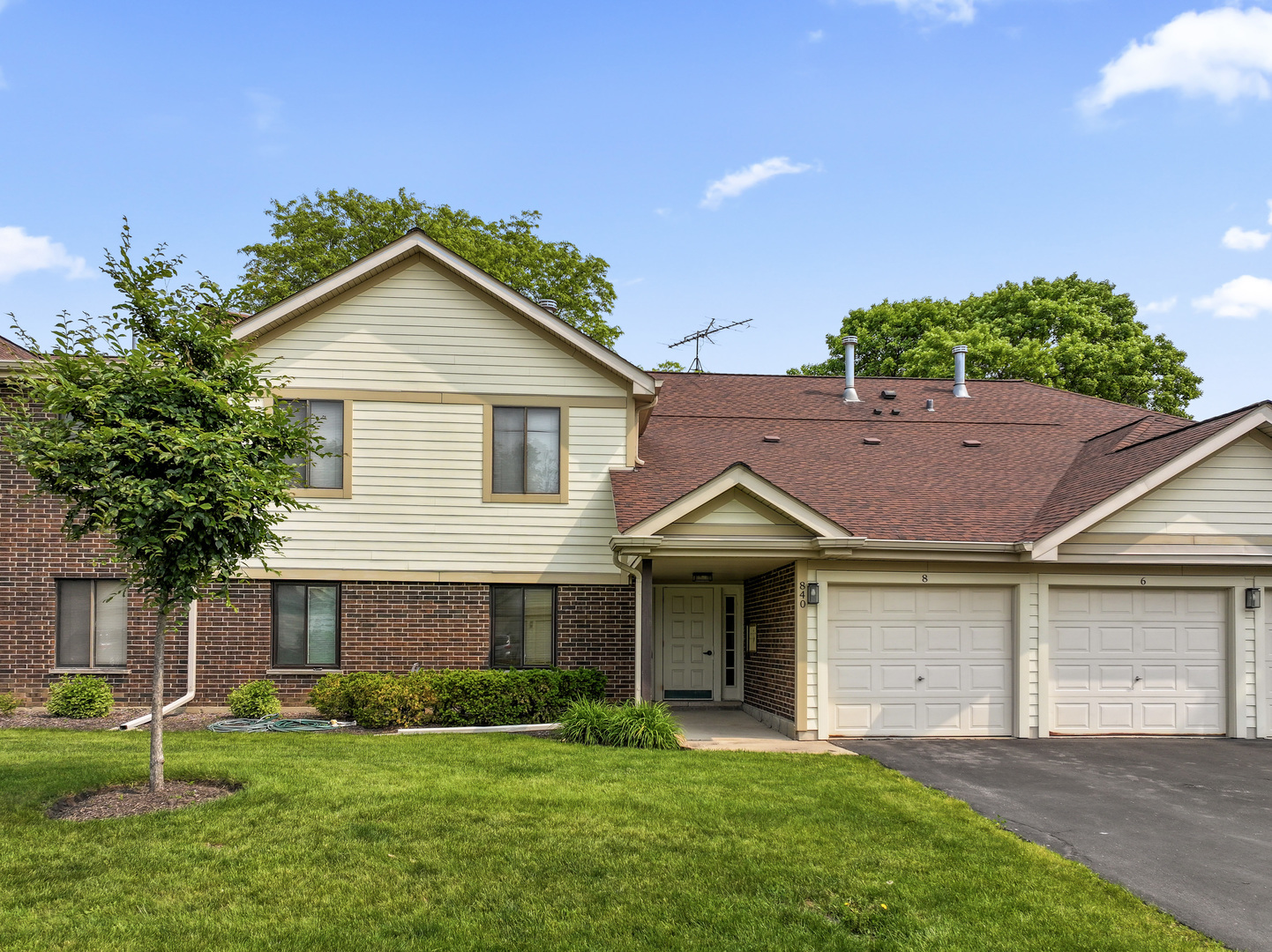 840 E Coach Road Unit: 8