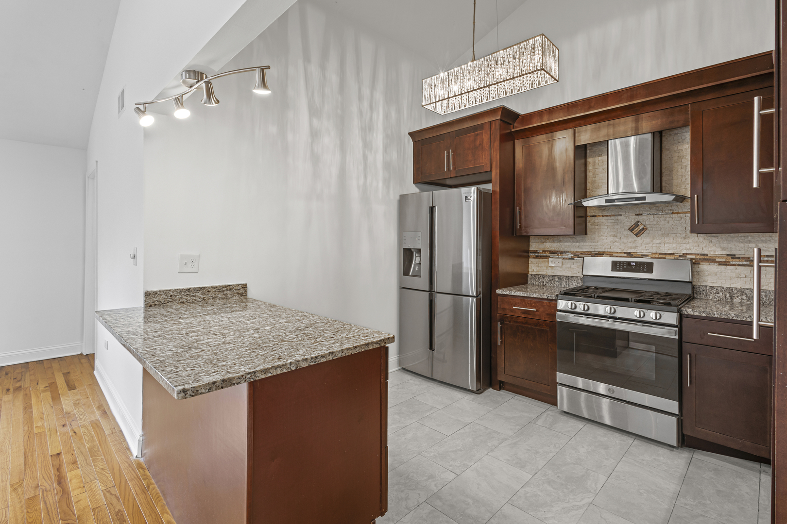 3s261 Briarwood Drive