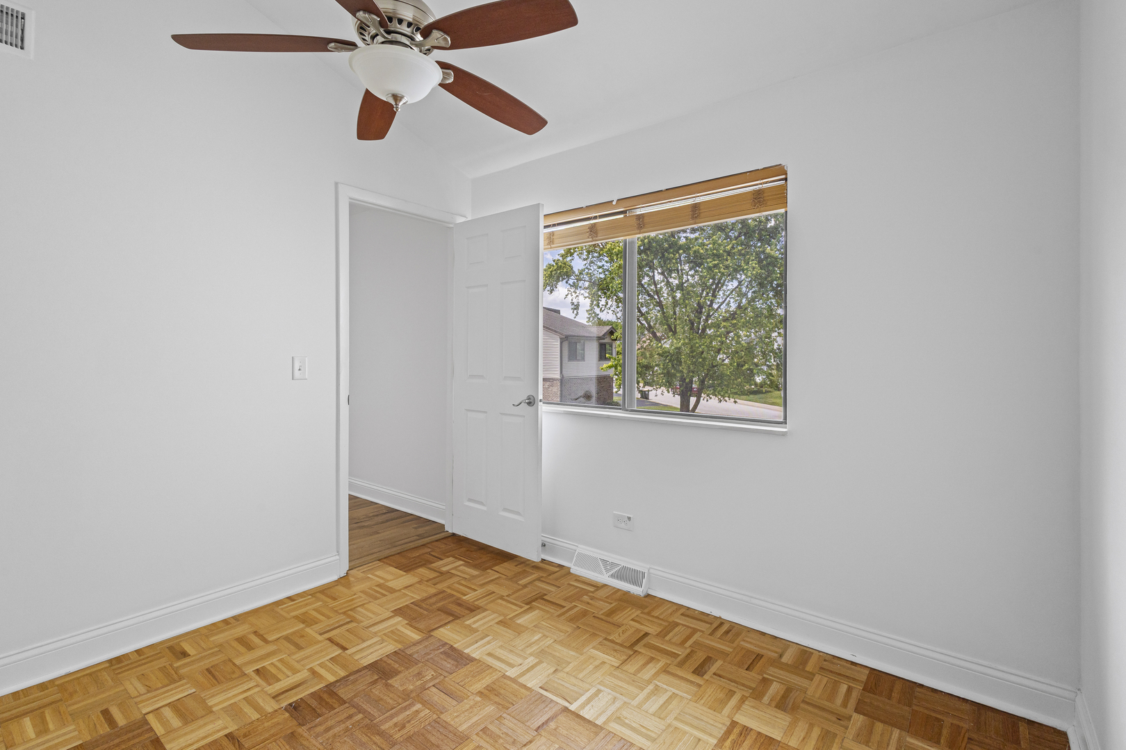 3s261 Briarwood Drive