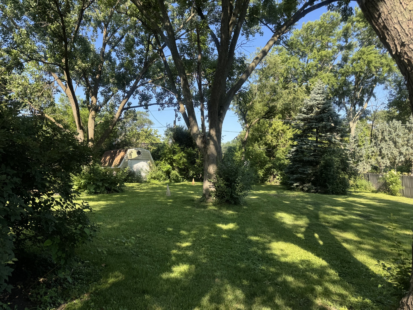 6006 Pershing Avenue