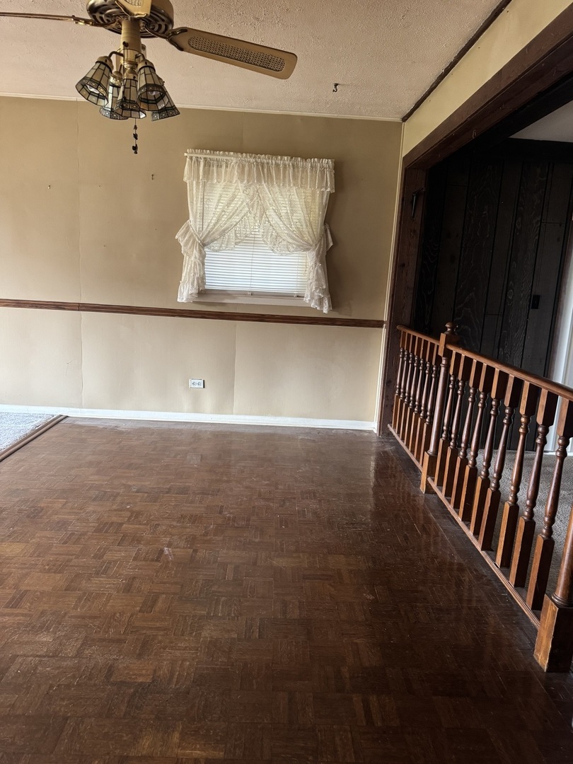 6006 Pershing Avenue