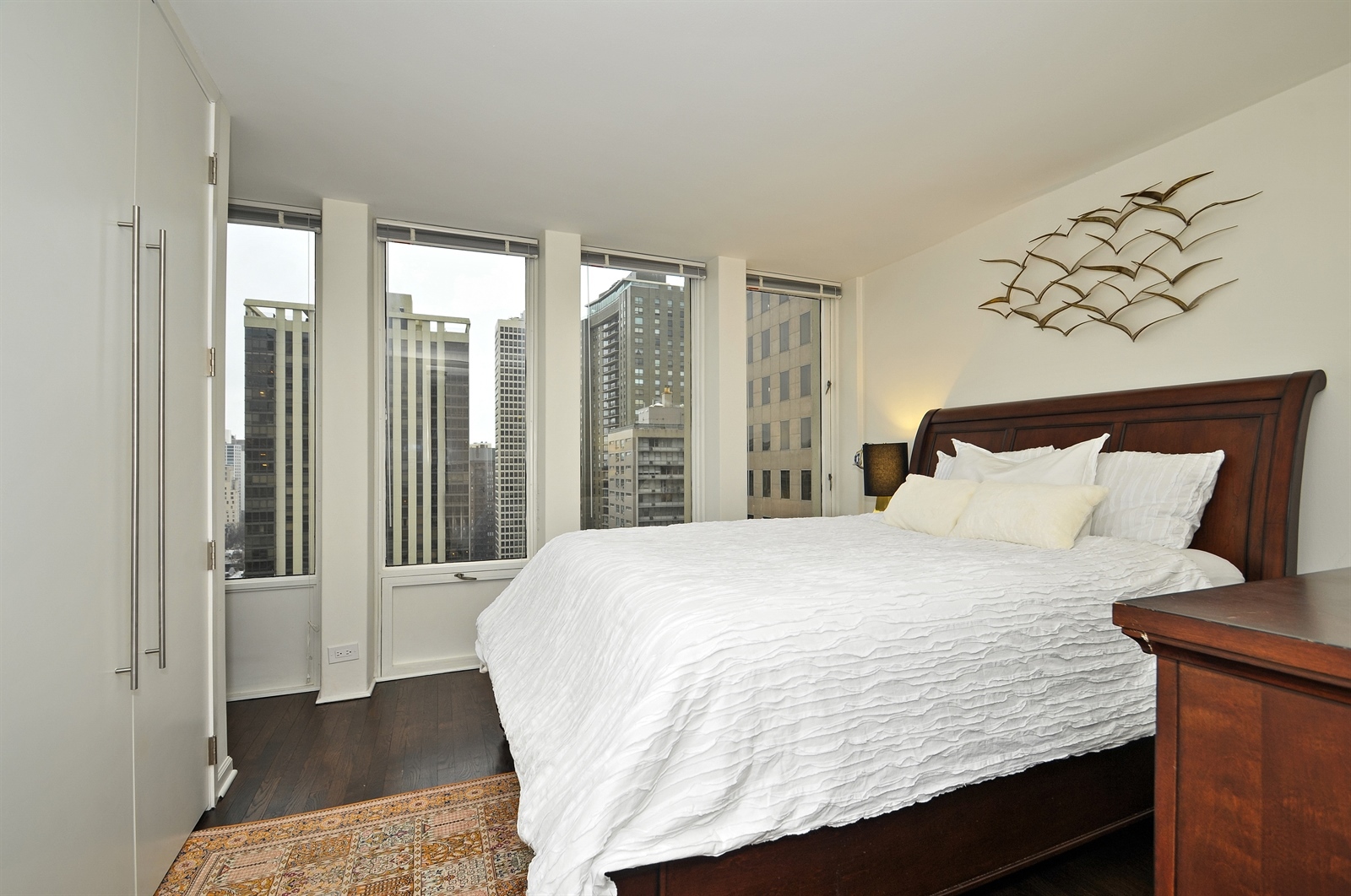 100 E Walton Street Unit: 22H