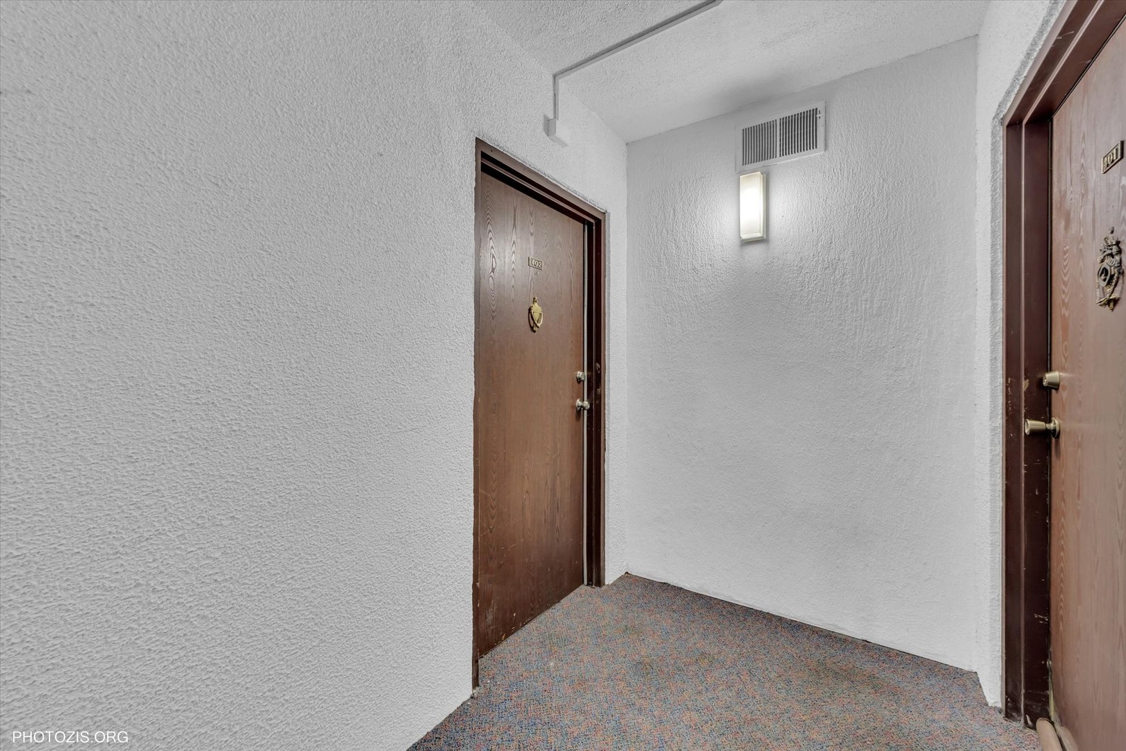 5400 Walnut Avenue Unit: 402