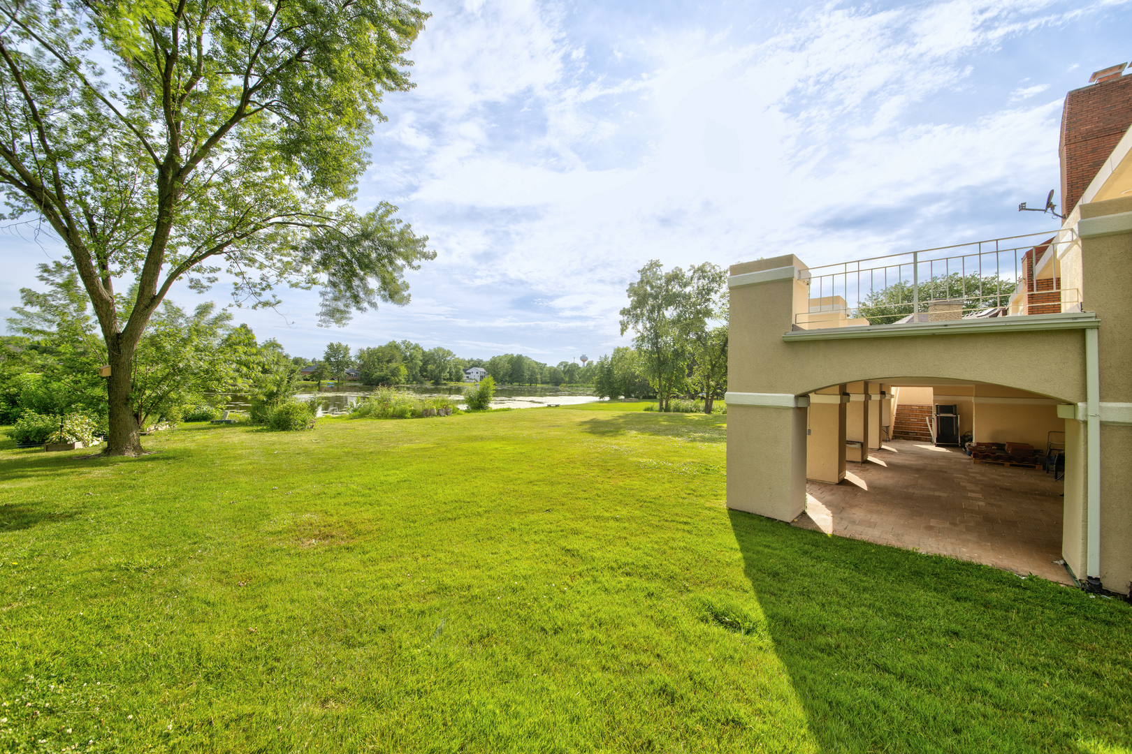 8170 Lake Ridge Drive