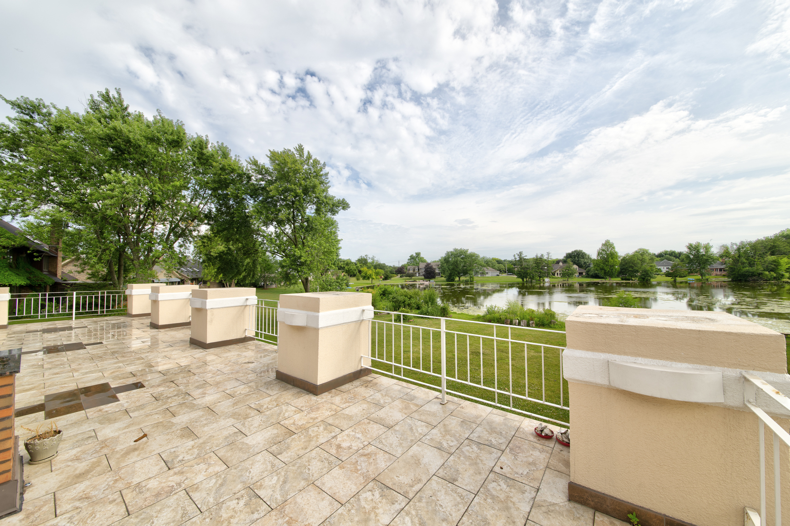 8170 Lake Ridge Drive