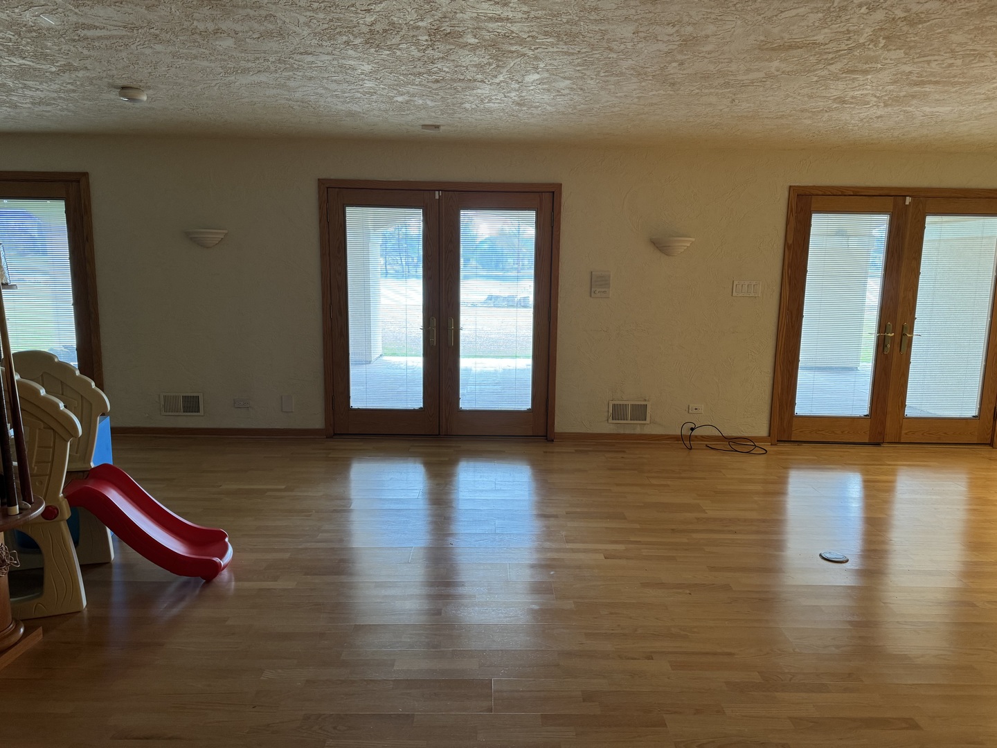 8170 Lake Ridge Drive