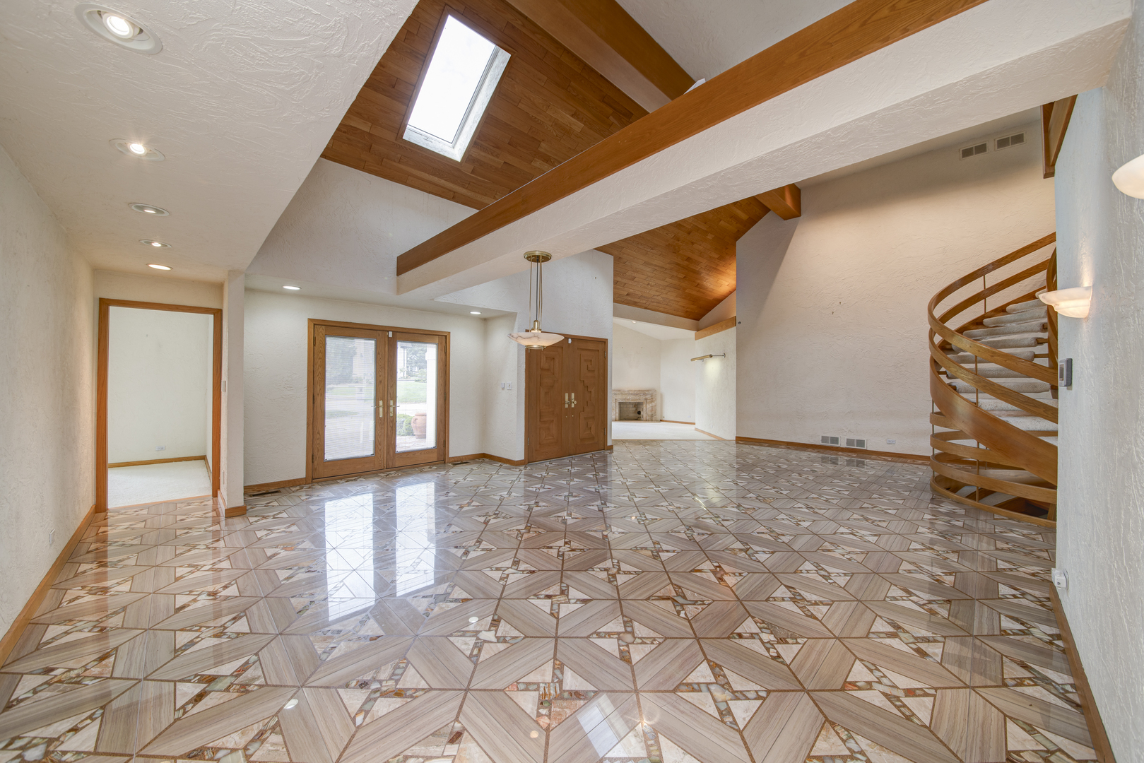 8170 Lake Ridge Drive