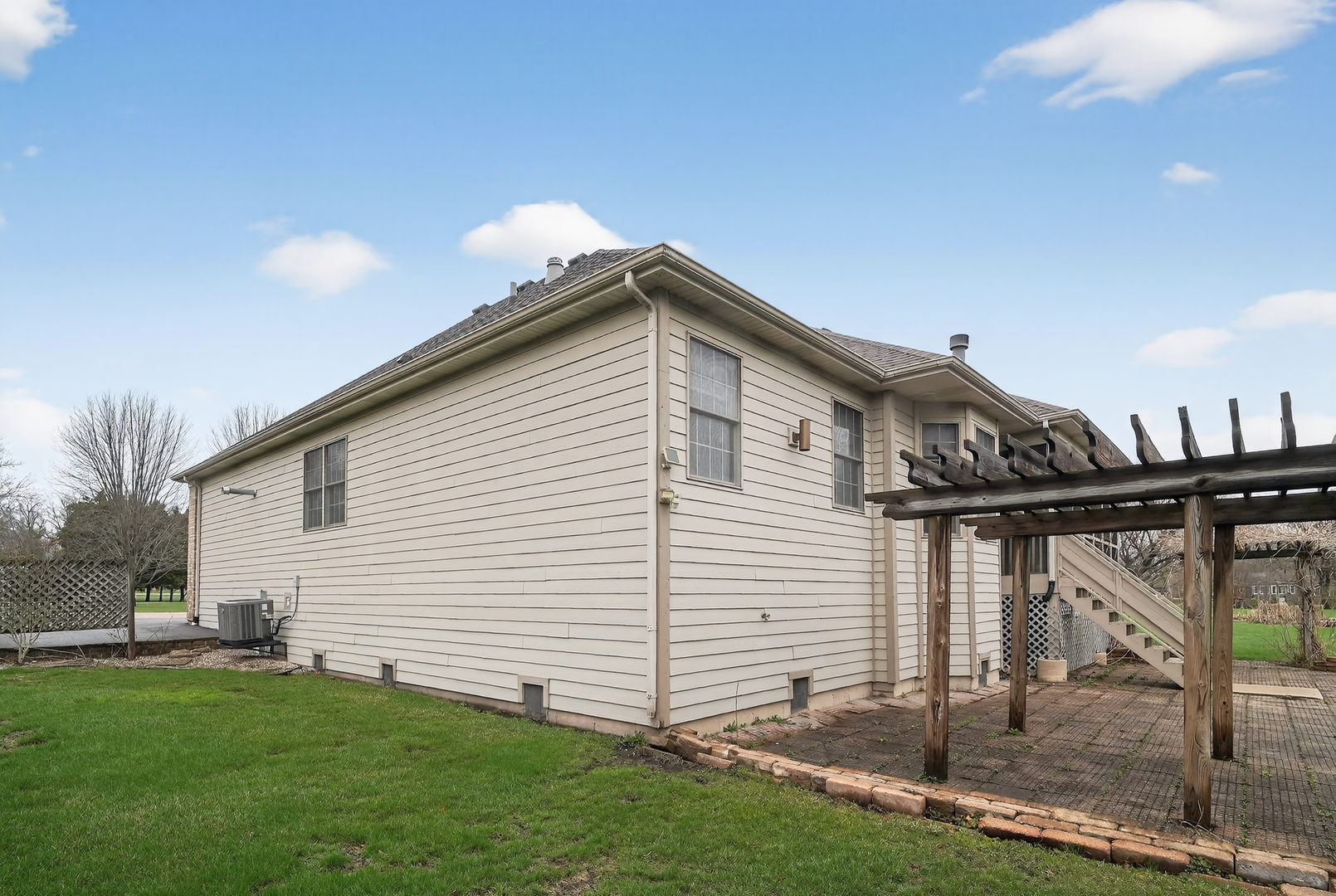 412 Rainbow Drive
