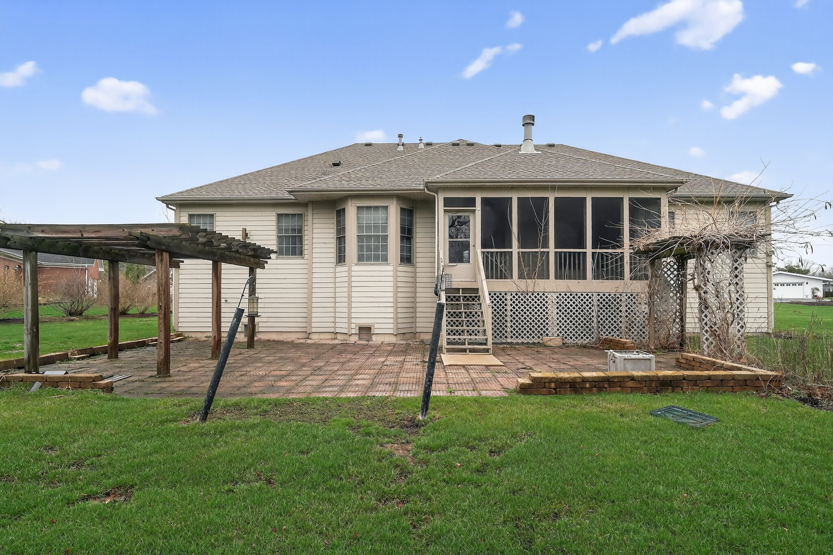 412 Rainbow Drive
