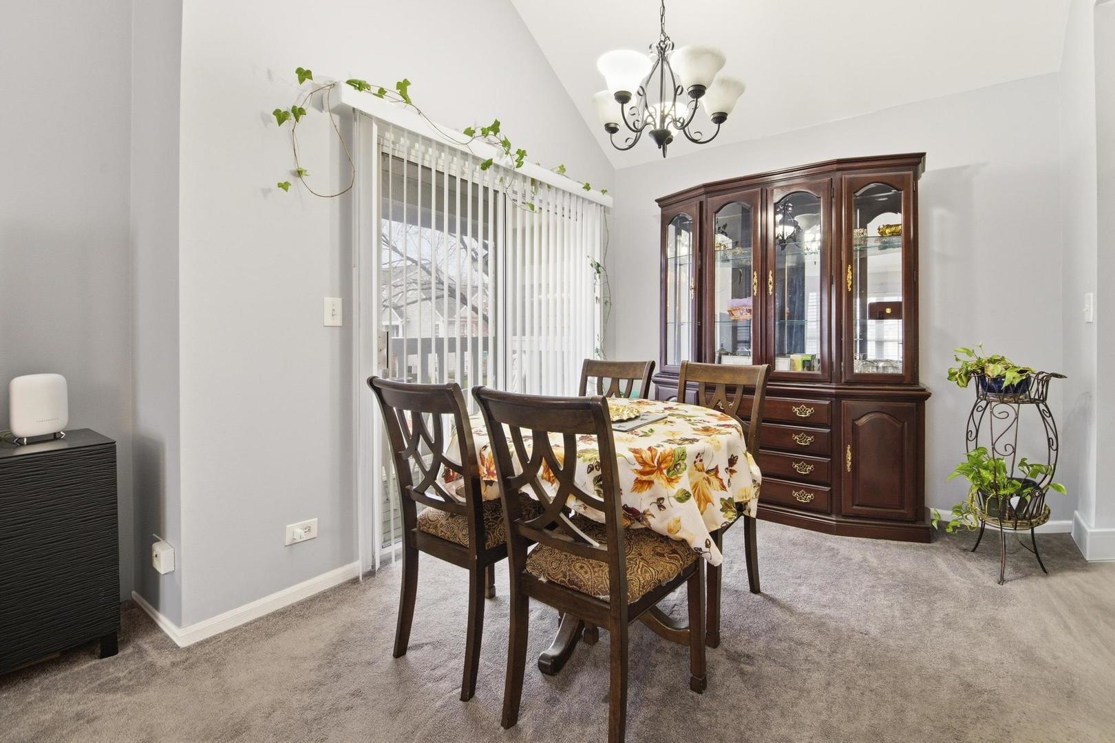 2861 Shelly Lane