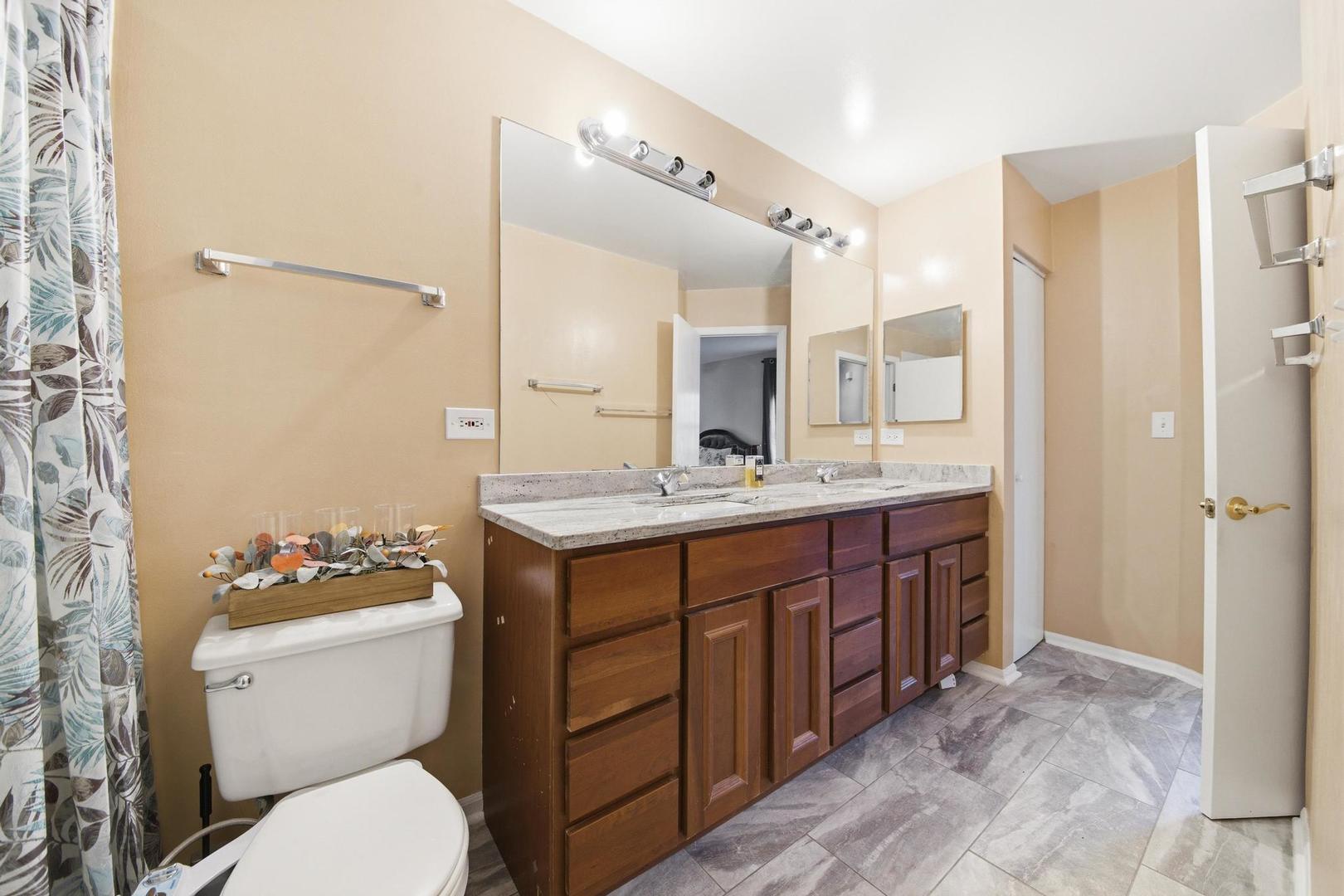 2861 Shelly Lane