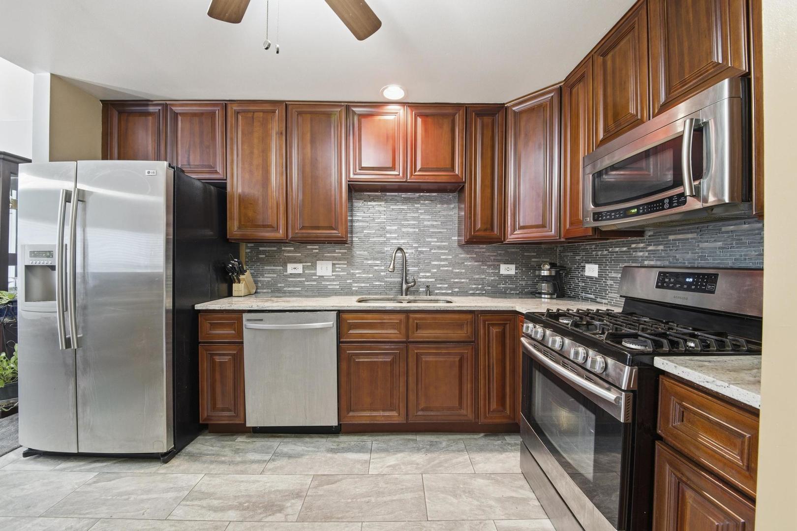 2861 Shelly Lane