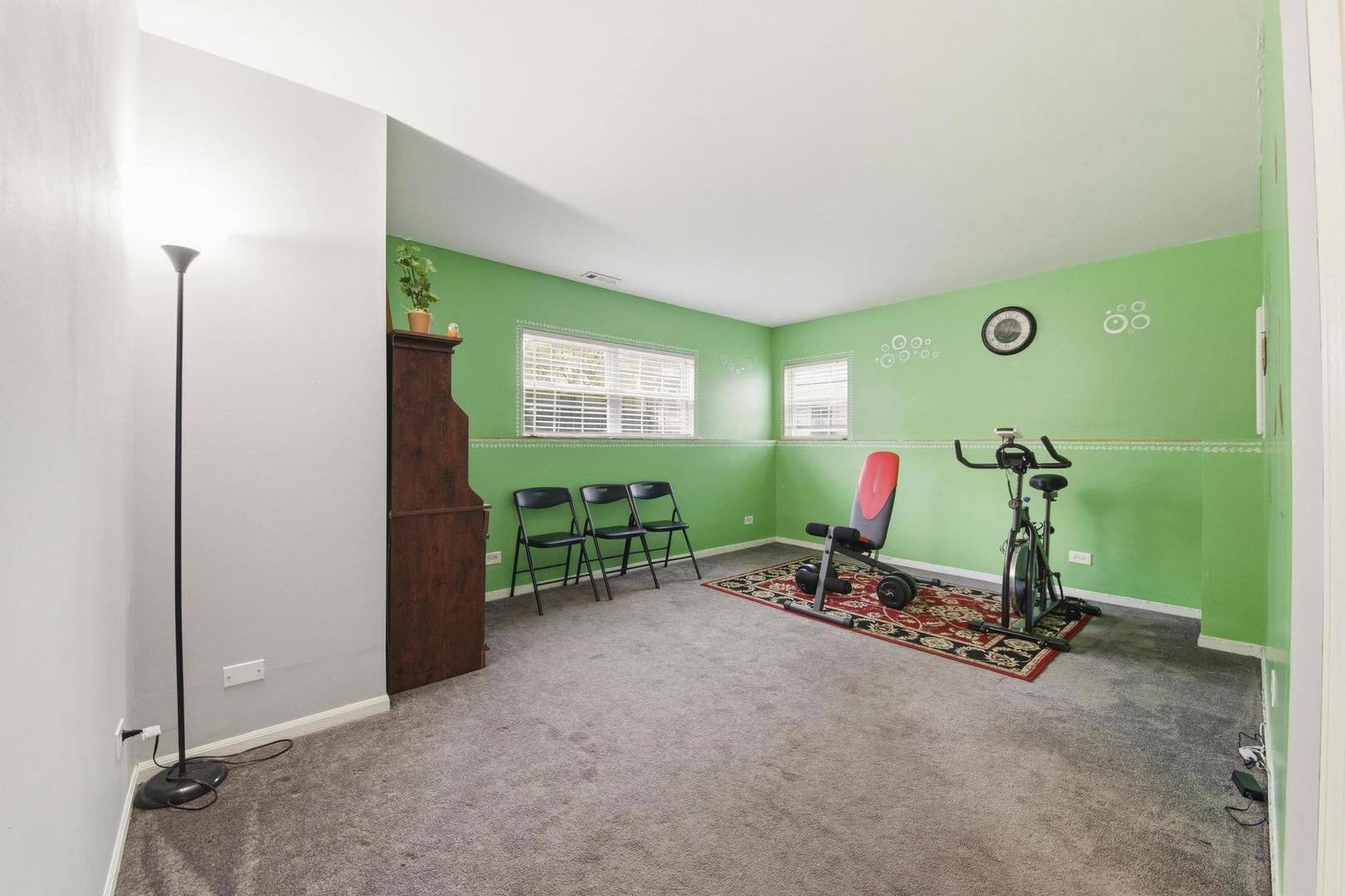 2861 Shelly Lane