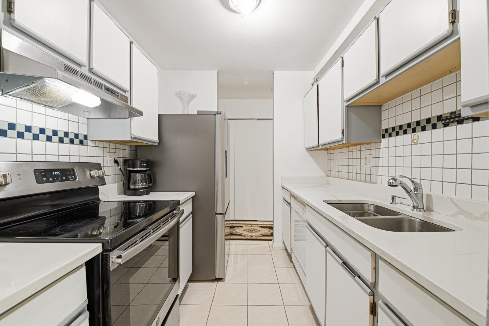 1813 Hemlock Place Unit: 110