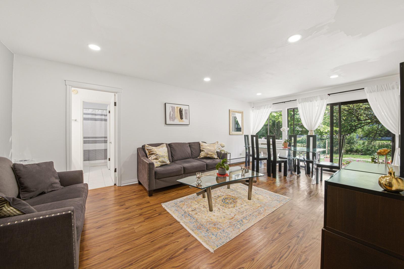 1813 Hemlock Place Unit: 110