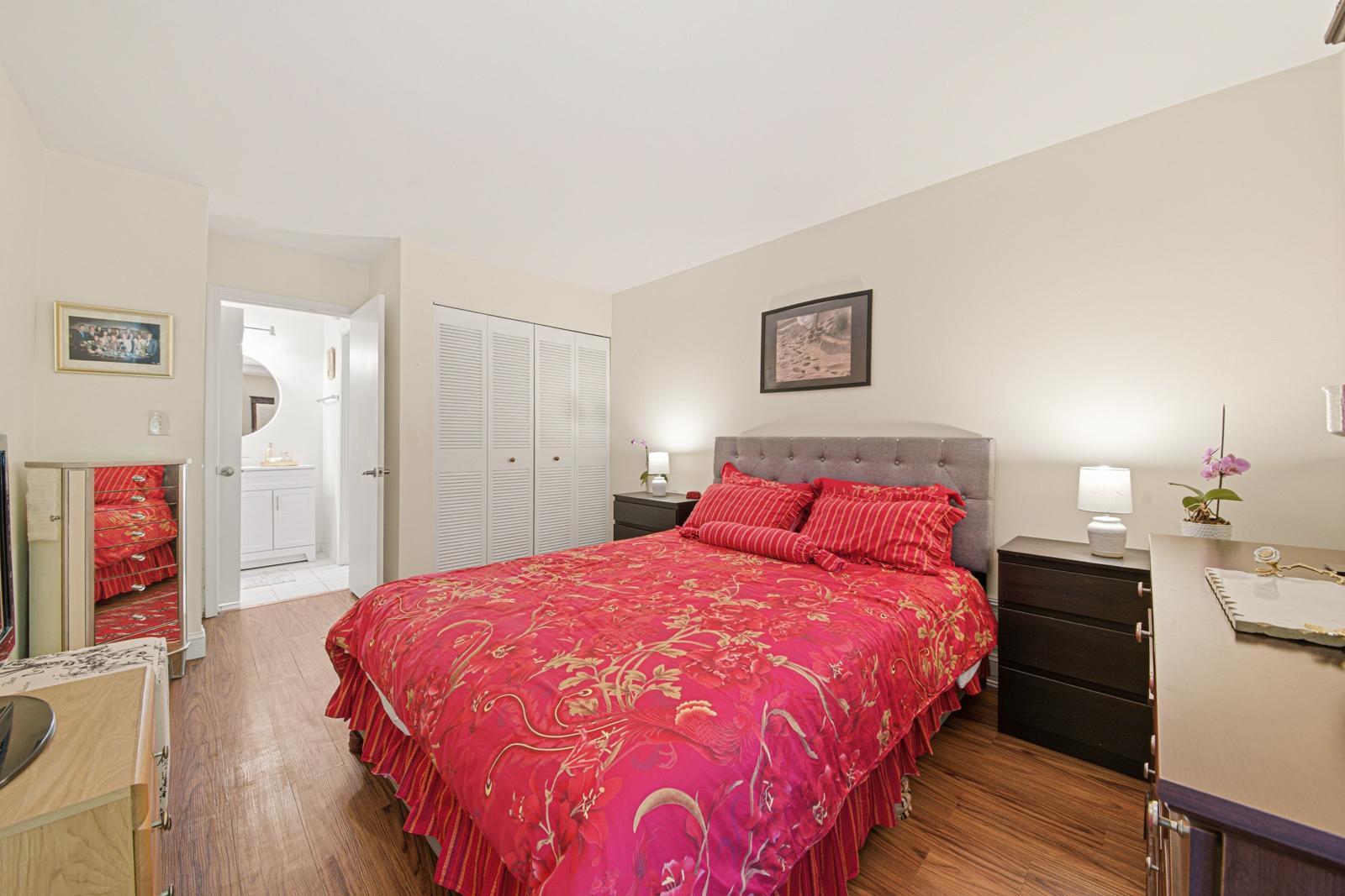 1813 Hemlock Place Unit: 110