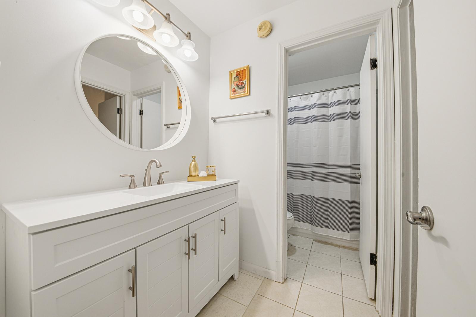 1813 Hemlock Place Unit: 110