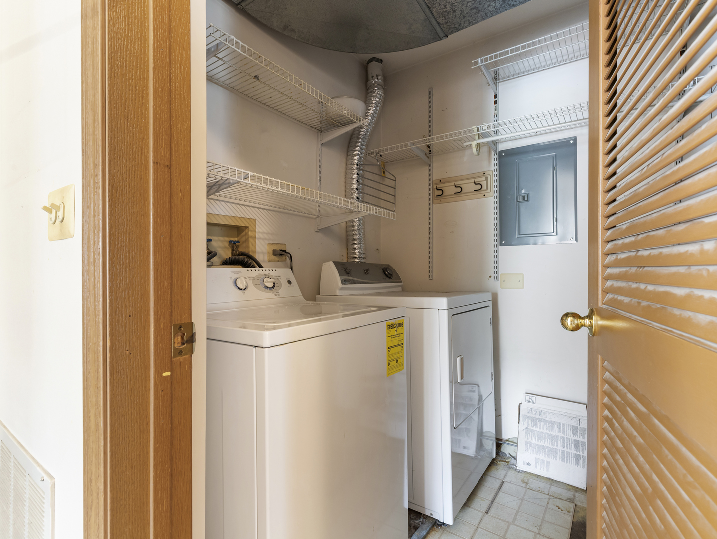 4 Truman Court Unit: B