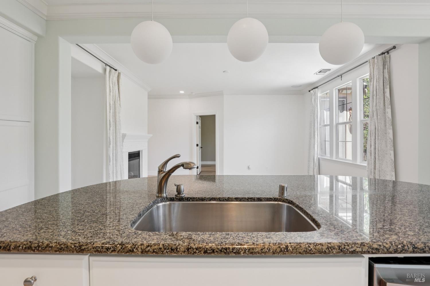 4180 Summer Gate Avenue