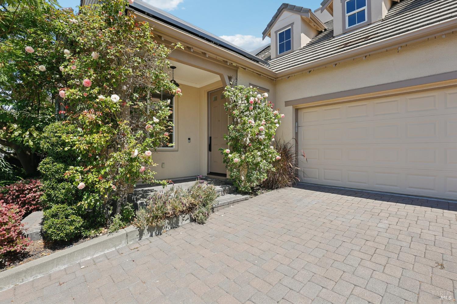 4180 Summer Gate Avenue